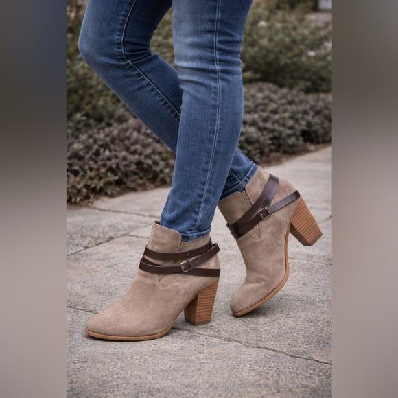 carlos. Shoes - Chic Brown Suede Heeled Boots with Straps